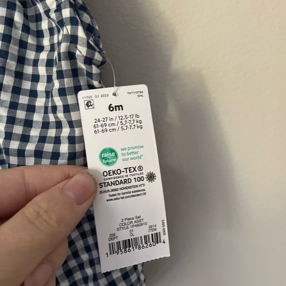 Carters Navy Blue & White Gingham Romper with Matching Bucket Hat Size 6 Months - Picture 3 of 7